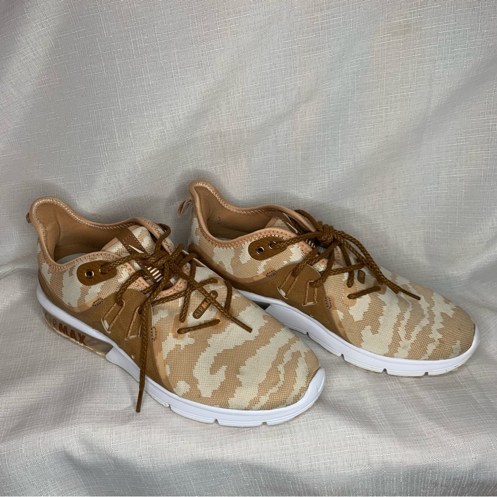 Nike Air Max Sequent 3 Cream Camo Trainer Running Sneakers 
Size 8